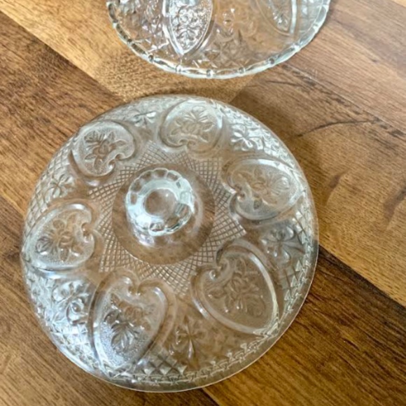 Heart Fleur De Lis Dish - Picture 4 of 13